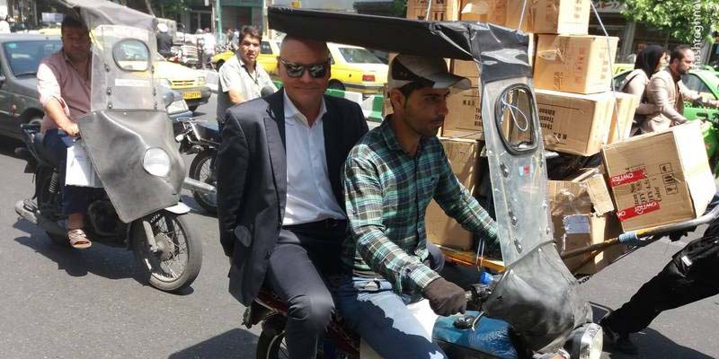 آغاز طرح ساماندهی موتورسیکت سواران در تهران